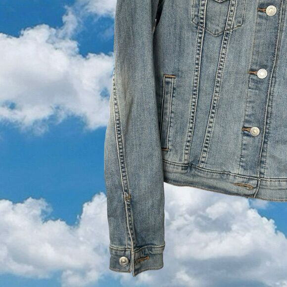 Levis Jacket Womens Medium Blue Denim Trucker Medium Wash Stretch Jean Pockets - Picture 2 of 11